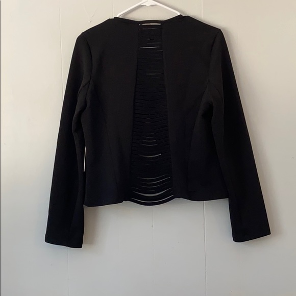 Blazer - Picture 2 of 3